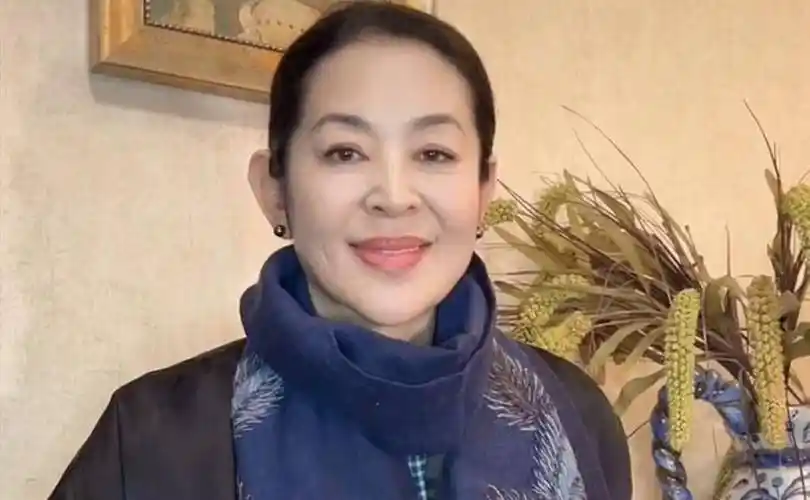 64岁倪萍暴瘦,正面回应移民国外事件,罕见动怒直言自己是中国人_网友