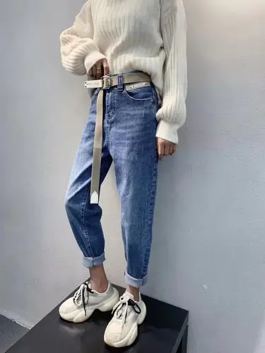 春新款时尚浅蓝色牛仔裤女宽松显瘦大码哈伦垮裤小脚萝卜裤潮百搭