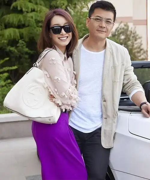 秦海璐个人资料简介:嫁离异王新军生一子,孕期撑起家庭,如今婆婆将她