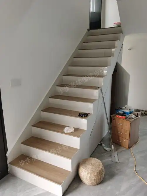 室外台阶大理石瓷砖 大理石木纹楼梯踏步梯级地砖农村别墅室外台阶