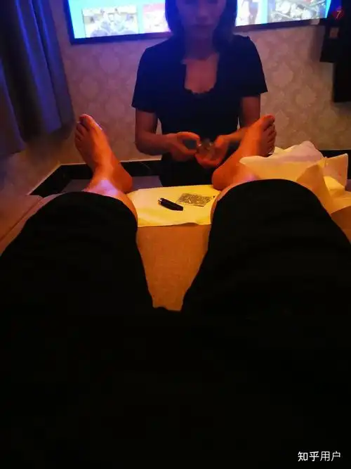 一百个到足浴店消费的顾客当中,究竟有多少是正经为了按摩的? - 知乎