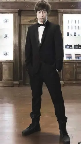 陈信宏穿西装.(瞬间变迷妹o(*////▽////*)o