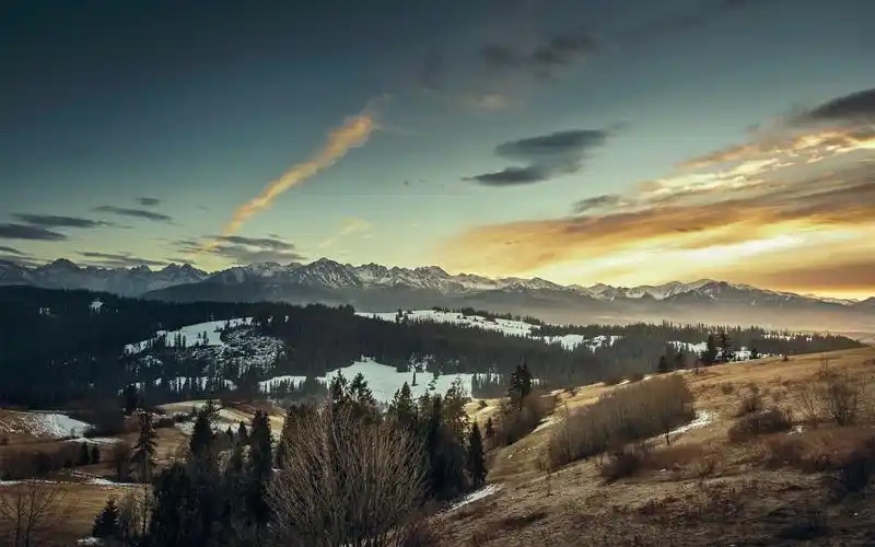 1440x900冬天,雪,山,树,黄昏 壁纸, 图片