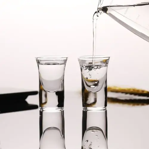 玻璃小号套装一口酒盅杯烈子弹2两白酒杯饭店白酒杯