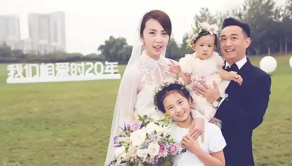 黄磊孙莉被疑离婚,或许与刘若英有关,数年感情比不过"白月光"