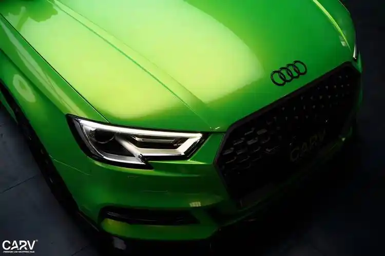 奥迪卡孚改色膜幻彩苹果绿,黄绿色的小金属_搜狐汽车_搜狐网