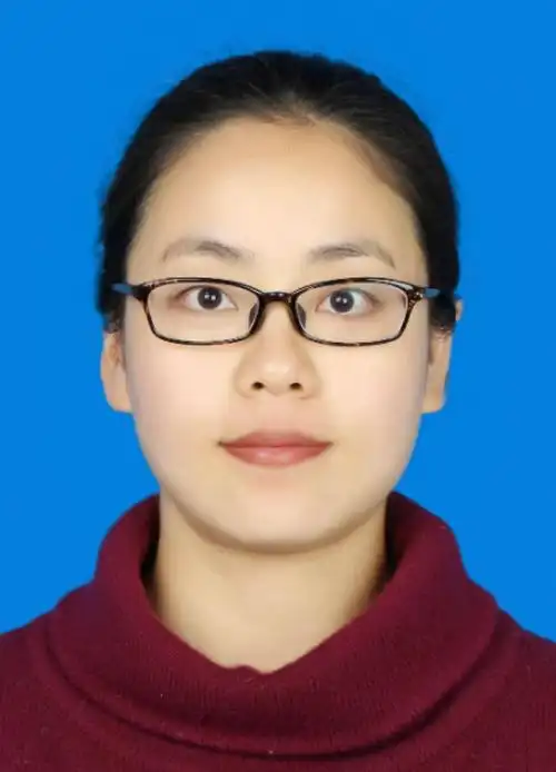 陈薇薇,硕士,讲师,四川资中人.主要承担《植物学》课程的教学工作.