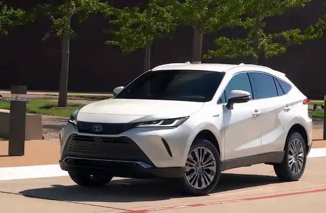 丰田诚意满满,15万的suv却有30万的档次,堪称换标雷克萨斯