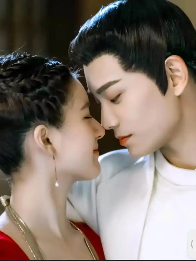 陈芊芊与韩烁#传闻中的陈芊芊  - 抖音