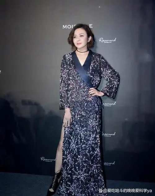 大家好呀~今天咱们要聊一聊长久以来备受瞩目的关之琳.