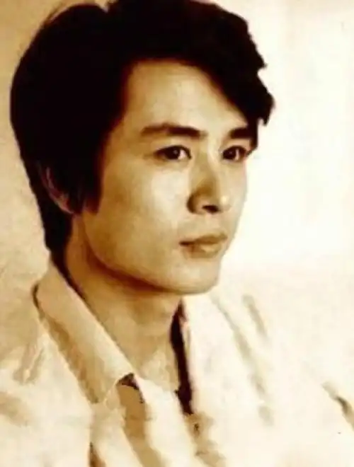 被称为最经典的剧目之一,而剧中徐少华所扮演的唐僧则被称为"最帅唐僧