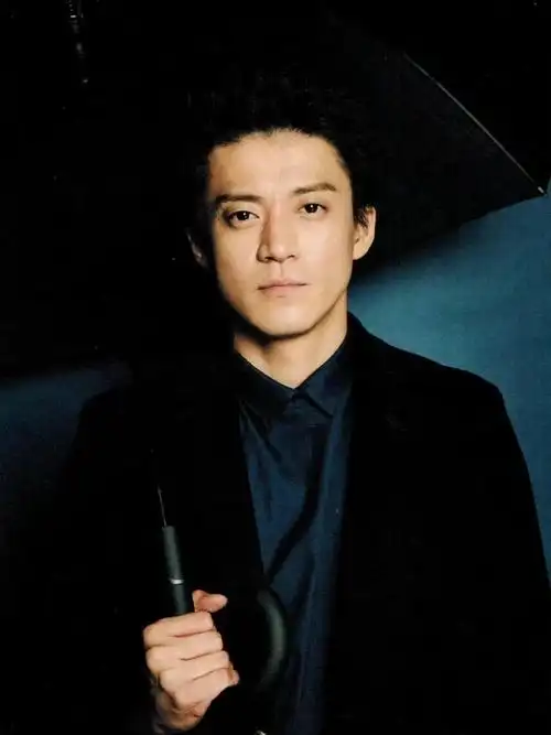 小栗旬#头像#壁纸#发型#日剧