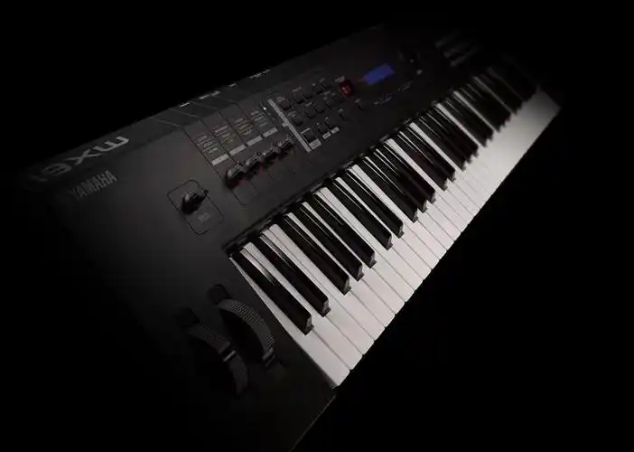 大学玩乐队的键盘大佬们有没有键盘推荐推荐