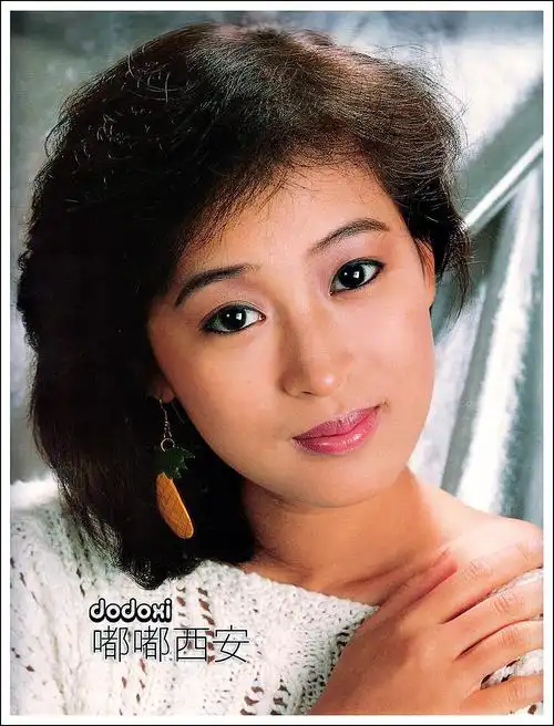 上一张 下一张 浏览所有图片 查看原图 黎美娴现代生活照 查看原图