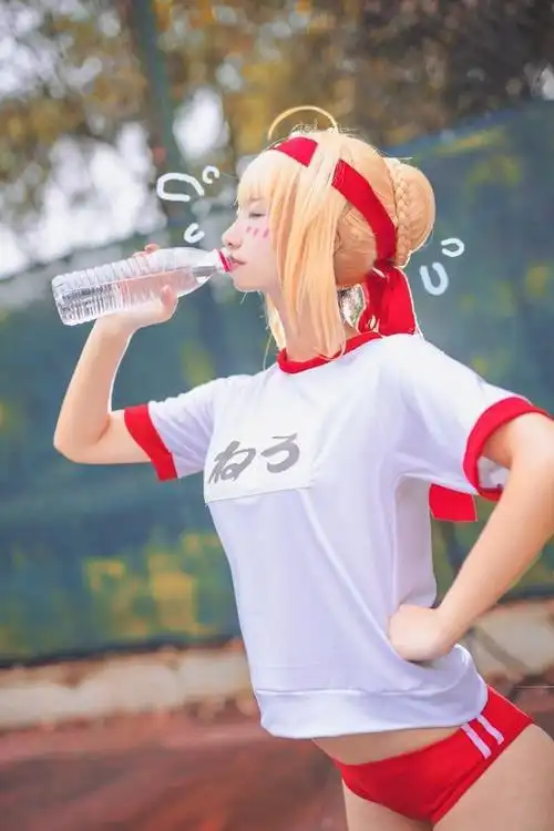 今天也要元气满满虎牙暴君尼禄祭典cos赏