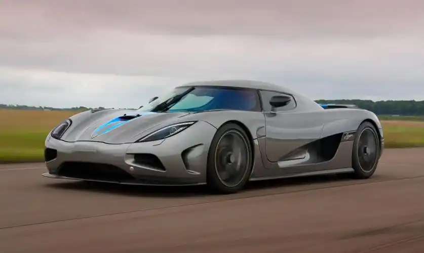 第1位 科尼塞克one:1(koenigsegg one:1)