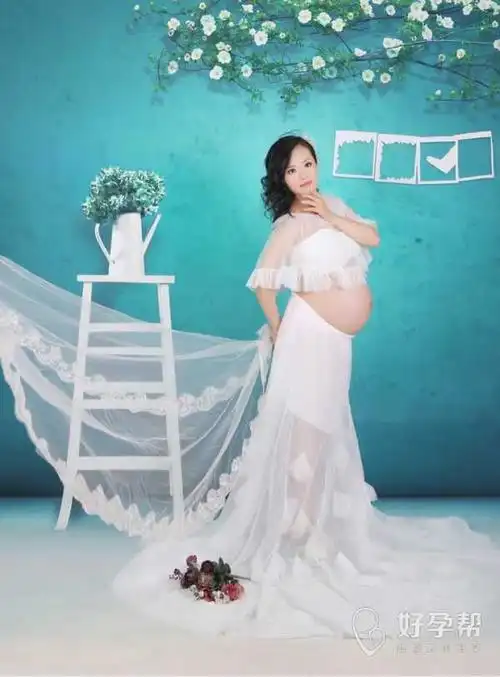 孕七个月时候的大肚照新鲜出炉了