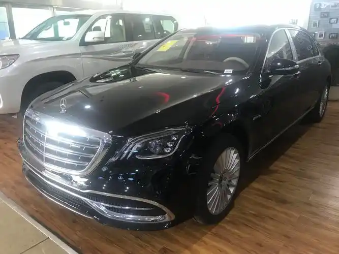 18款奔驰迈巴赫s560天津港现车手续齐 港口现车免消费税最新报价