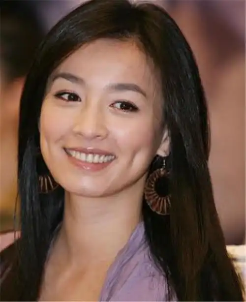 脸上这4处有"窝"的女生,一般颜值都不低,尤其第2个有的人太少