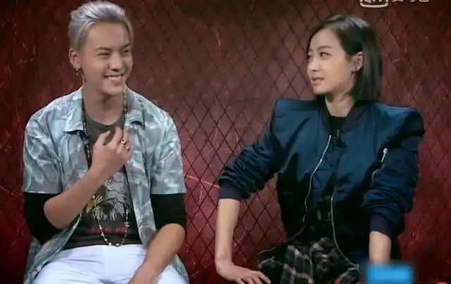 陈伟霆宋茜在一起了深夜发博秀恩爱