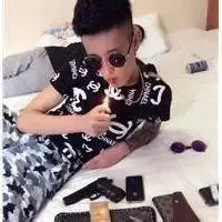 小青年混社会霸气头像【点击鼠标右键下载】