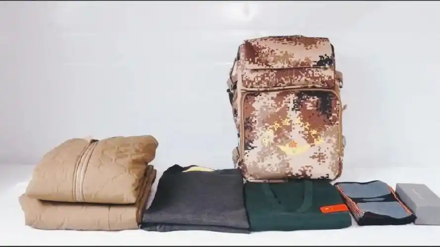 被装等物资里面是专门为高原官兵设计的收到陆军机关的一份"暖心"礼包