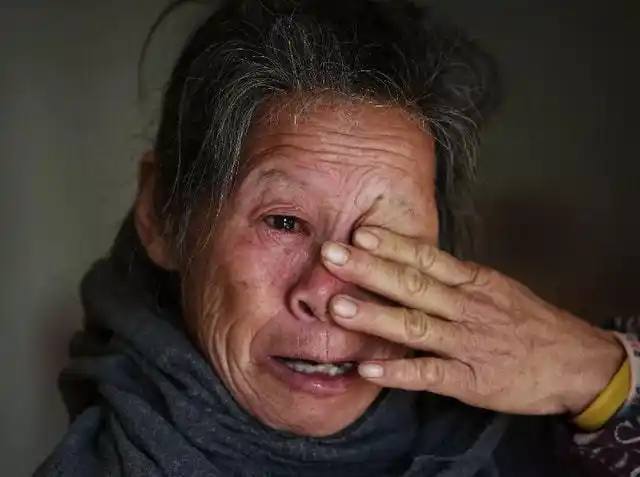 一家7口5人已确诊患上尿毒症老人自责大哭怪我无知