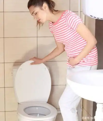 女人晨起第一泡尿若有2迹象90是宫颈癌登门了