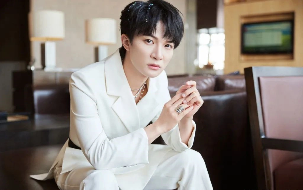 蔡徐坤踩雷了?周深收入?限定团无限期延长?