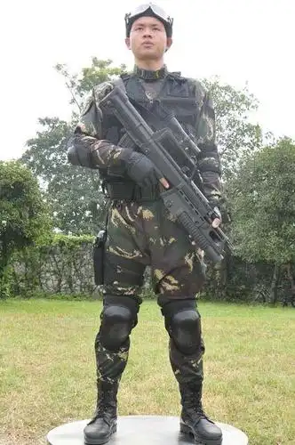 我国装备的单兵武器高清图片