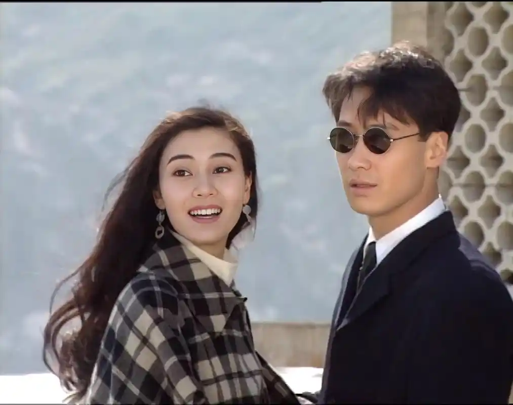 原振侠内心最爱的是蓝绫还是黄絹?我投蓝一票