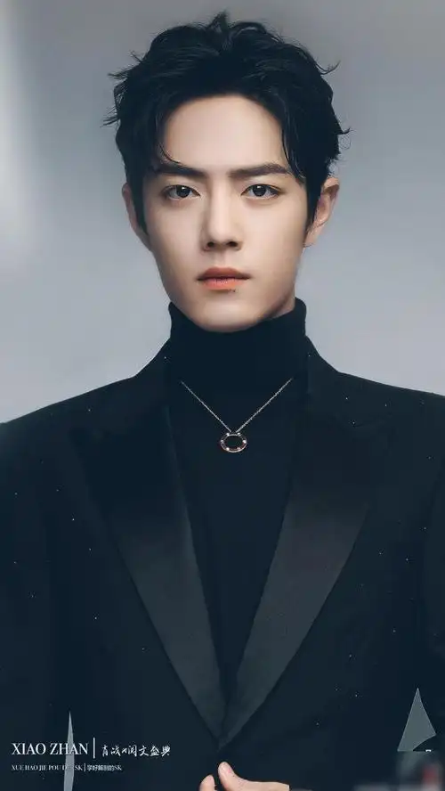 黑色毛衣黑色西装的肖战你的努力像盛开的花笑容充满治愈力量
