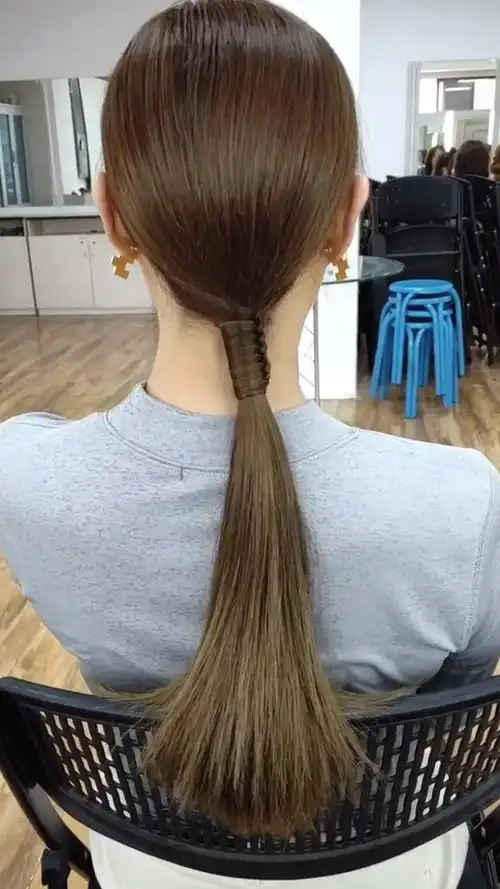 我要上热门#气质女神低马尾造型