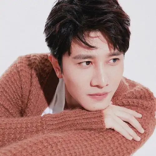 超话pgy#彭冠英婚姻的两种猜想#pgy#彭冠英逆光者#「  壁纸  /  头像