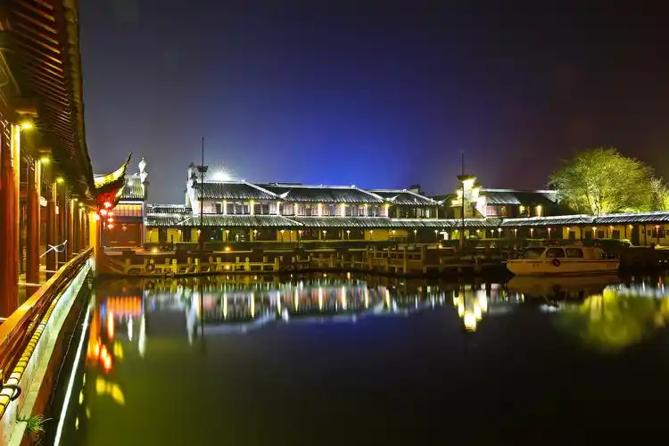 西塘古镇西门夜景