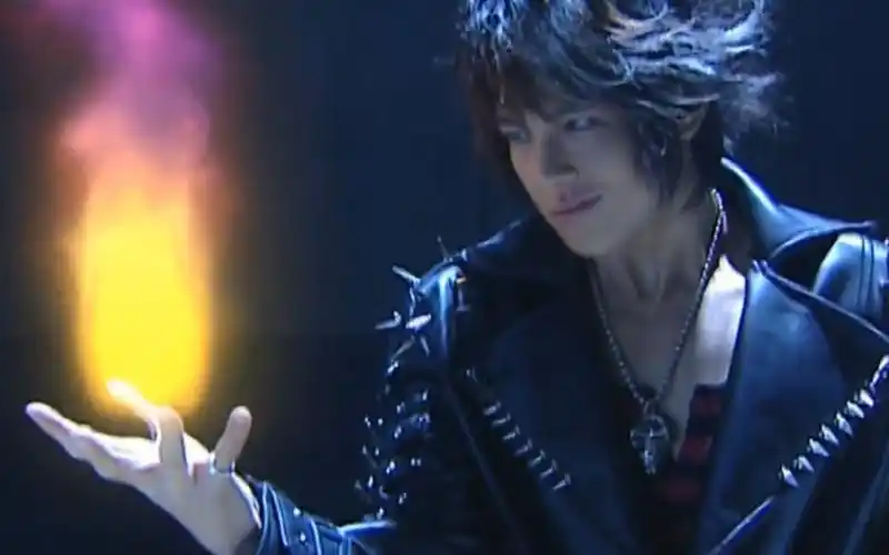 终极一家之鬼龙partytime汪东城演鬼龙真绝了这么中二的台词和动作我