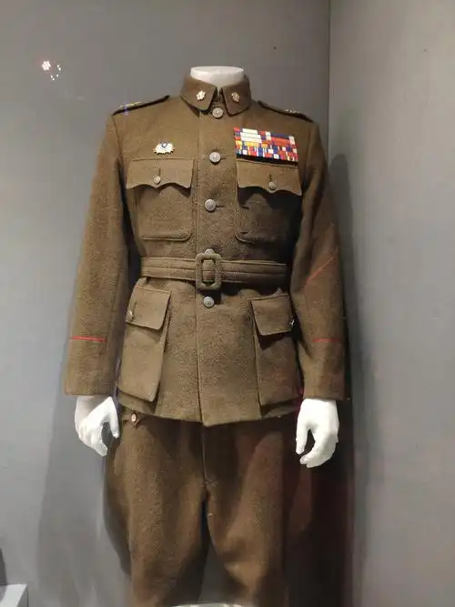 国军军服 - 菜头糖 - 图虫