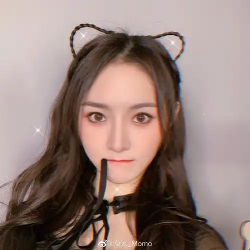 美女艺人莫寒迷人美照欣赏好可爱啊