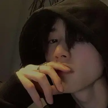 高清成熟帅气的男生头像图片