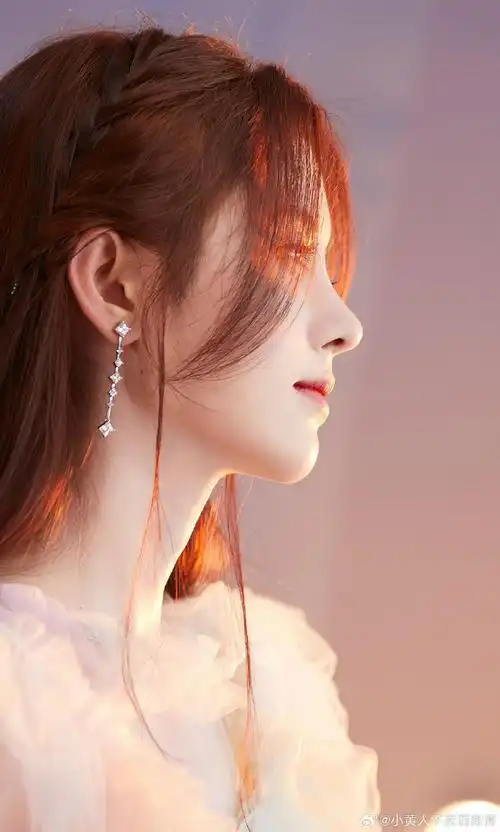 栀子花杯·首届情书大赛】02 本想和你擦肩却不经意地看到了你的侧脸