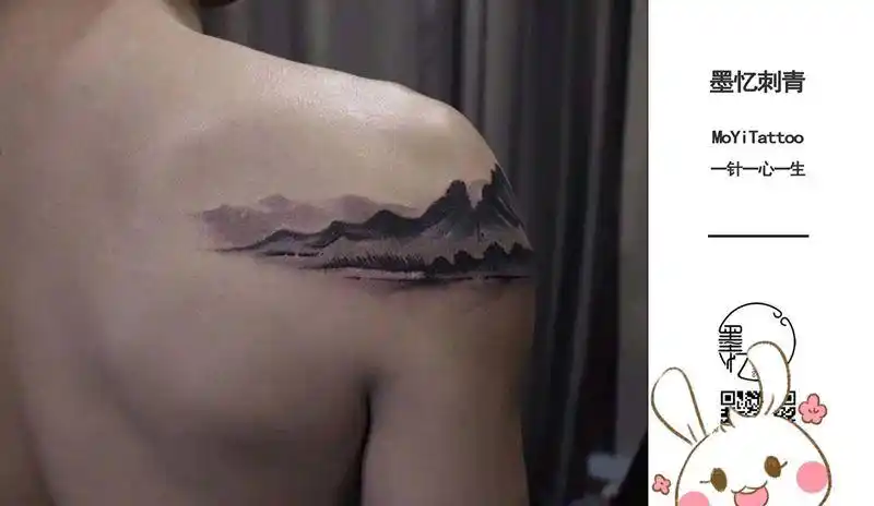 水墨山水纹身图片手臂臀部水墨纹身图案