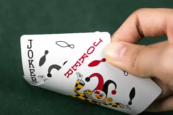 扑克牌中的大小王代表什么