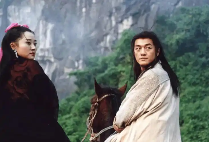 时隔十几年,李亚鹏和他的《笑傲江湖》,终于被平反了_金庸_版本_电视