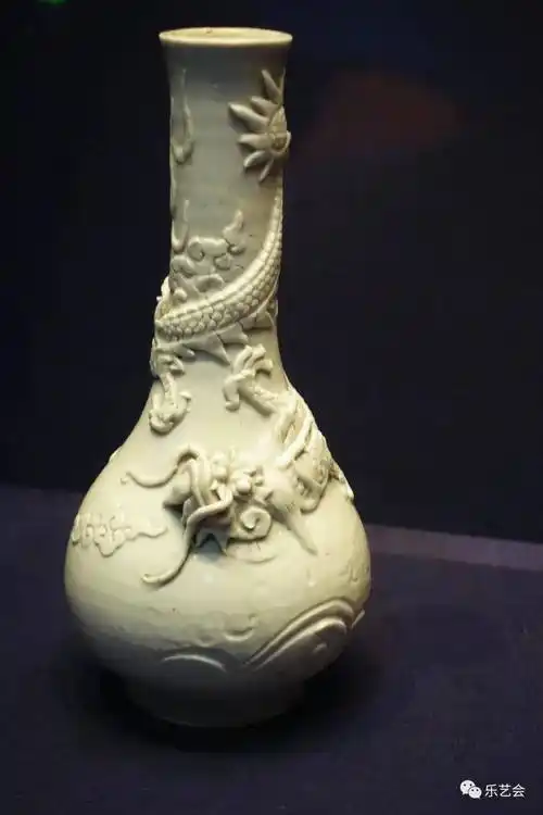 《玲珑神致 冰玉匠心——福建博物院藏明清德化瓷器精品展》中篇