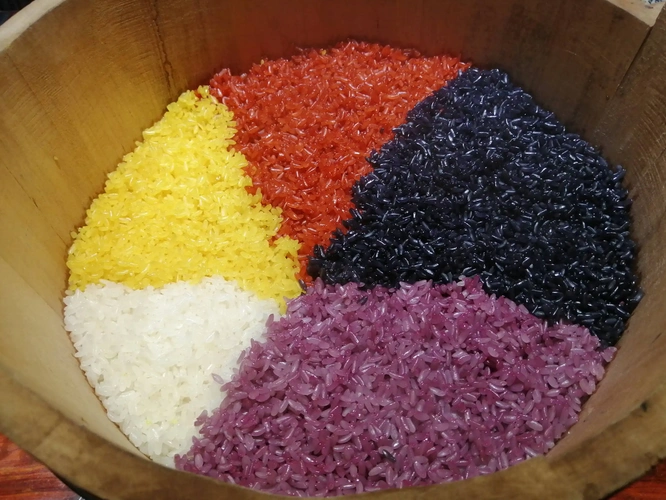 彩色糯米饭
