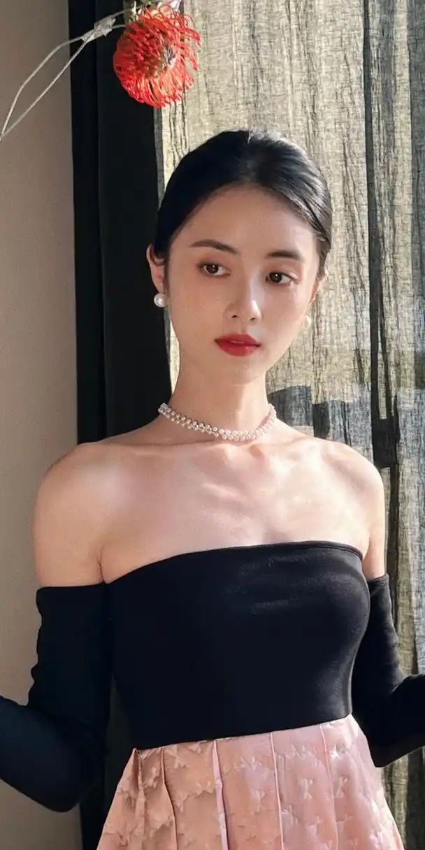 章乐韵多变风格灵魂写真壁纸