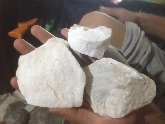 白色石头叫什么学名?