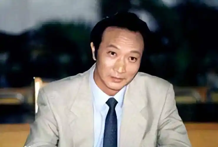 电视剧《渴望》里,已经去世的演员是谁?_蓝天野_郑乾龙_表演