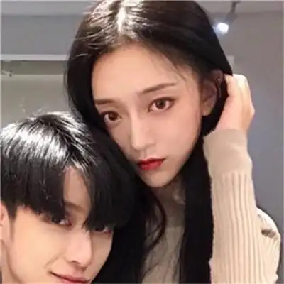 情侣头像高清一男一女两张分开 唯美情头真人微信头像图片大全_情侣头