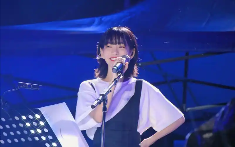 房东的猫-你是我最愚蠢的一次浪漫